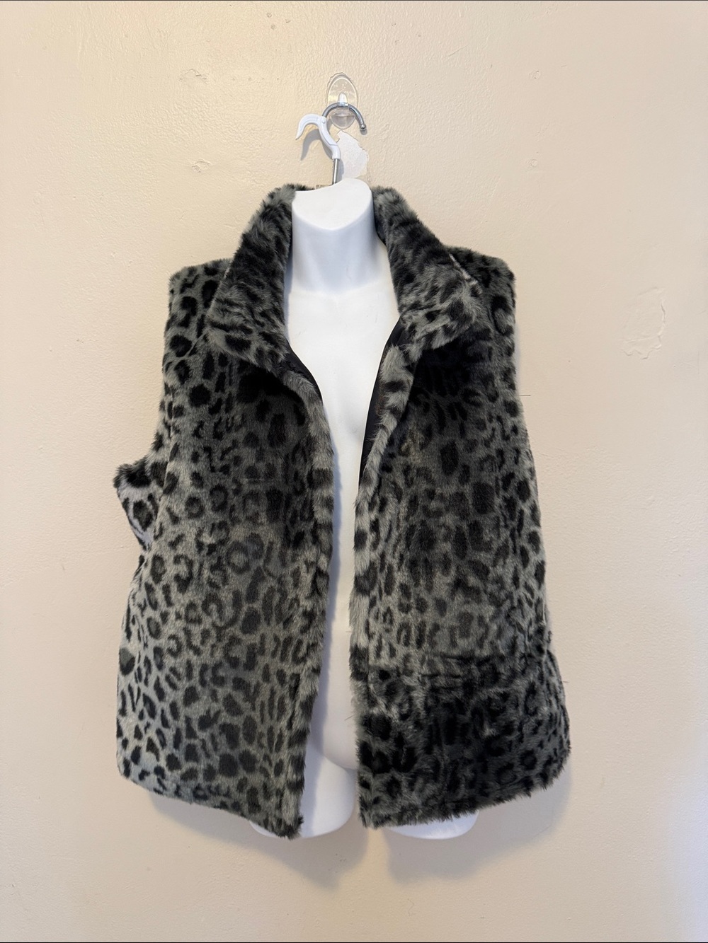 Charming Charlie Gray and Black Faux Fur Leopard Vest